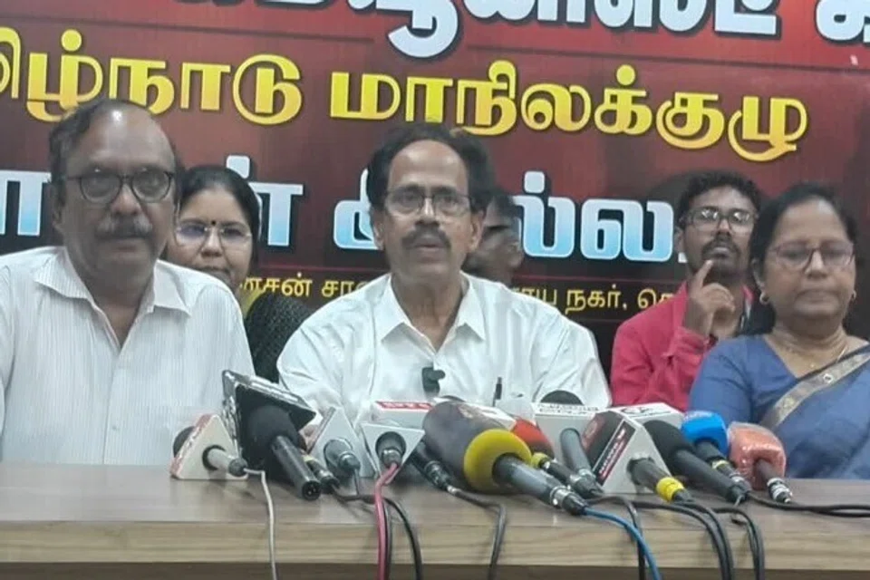 இடைத்தேர்தலில் தனித்துப் போட்டி: கம்யூனிஸ்ட் கட்சிகள்